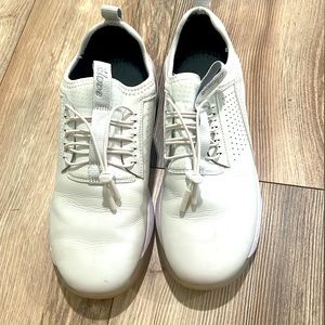 Clove Nursings Shoes